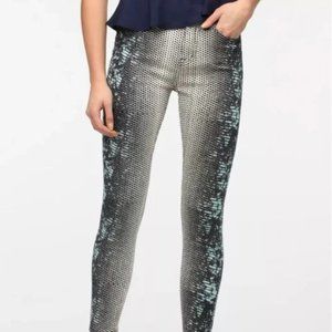 NWOT - BDG Twig High-Rise Ankle Jean - Graphic Batik Print